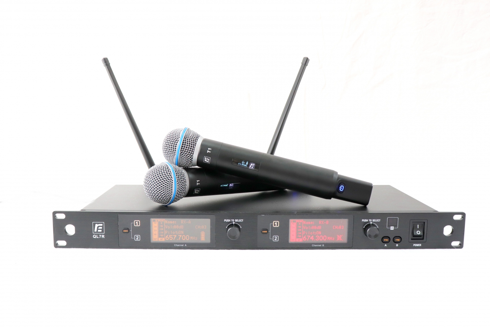 RFIntell QL7R/T1-A 651,800-683,400 МГц 2-канальная радиосистема с 2-мя ручными микрофонами в Салехарде